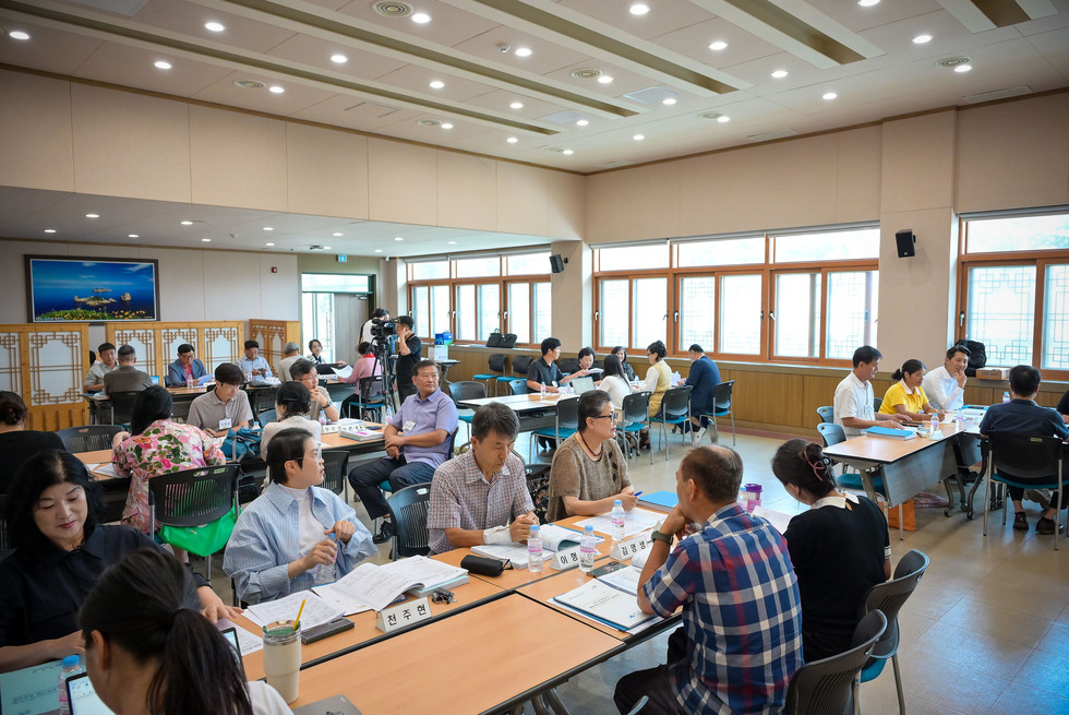 20250822 2025 여수시 시민공약평가단 2차 회의-5.jpg