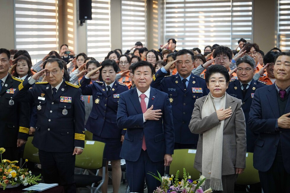 20251218 2025 여수소방서 여수시의용소방대 성과보고회-1.jpg
