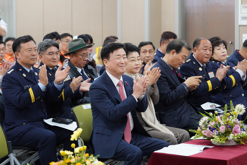 20251218 2025 여수소방서 여수시의용소방대 성과보고회-2.jpg