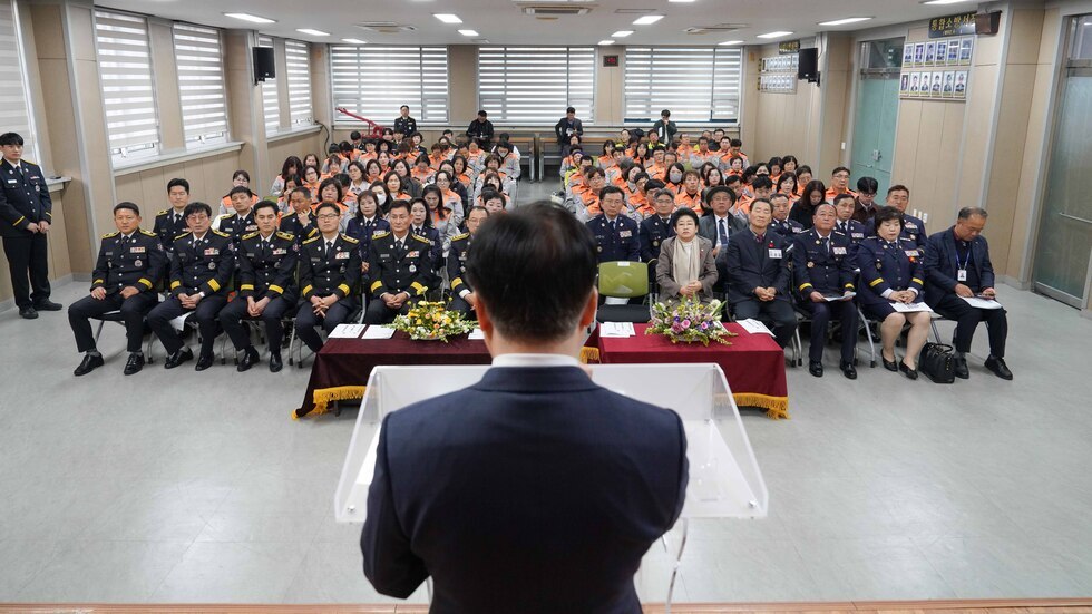 20251218 2025 여수소방서 여수시의용소방대 성과보고회-8.jpg