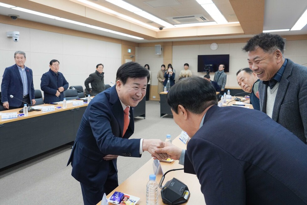 20260206 읍면동 지역사회보장협의체 더 드림 나눔캠페인 연합모금 전달식-1.jpg