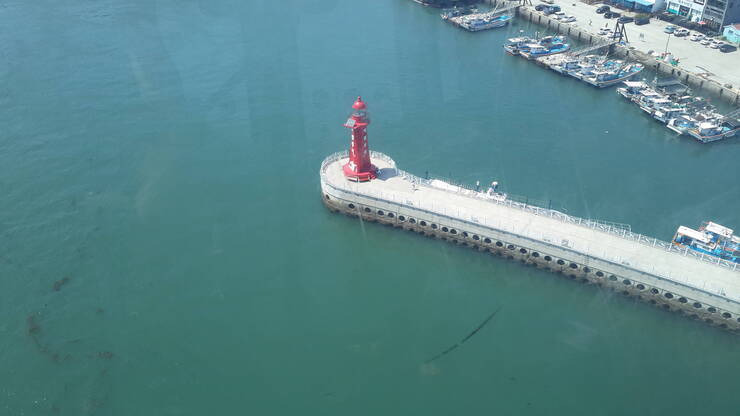 케이블카에서 바라본 등대