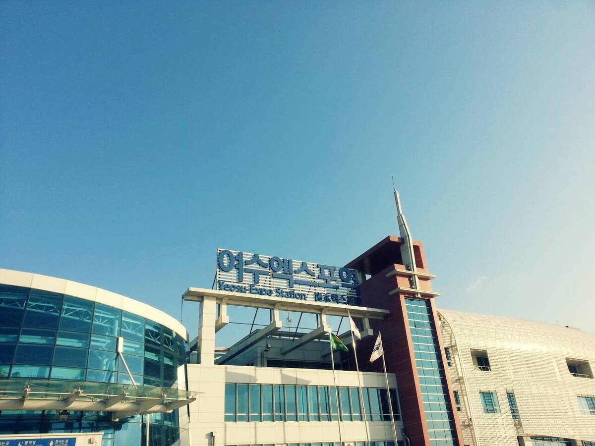 포스터(2008)의 2번째 이미지