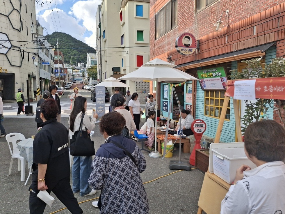 [251027] 달콤한 골목, 디저트 팝업(한려지구 도시재생사업)