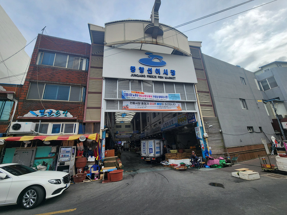 3 여수시, 중앙선어시장 새 단장 나선다.jpg