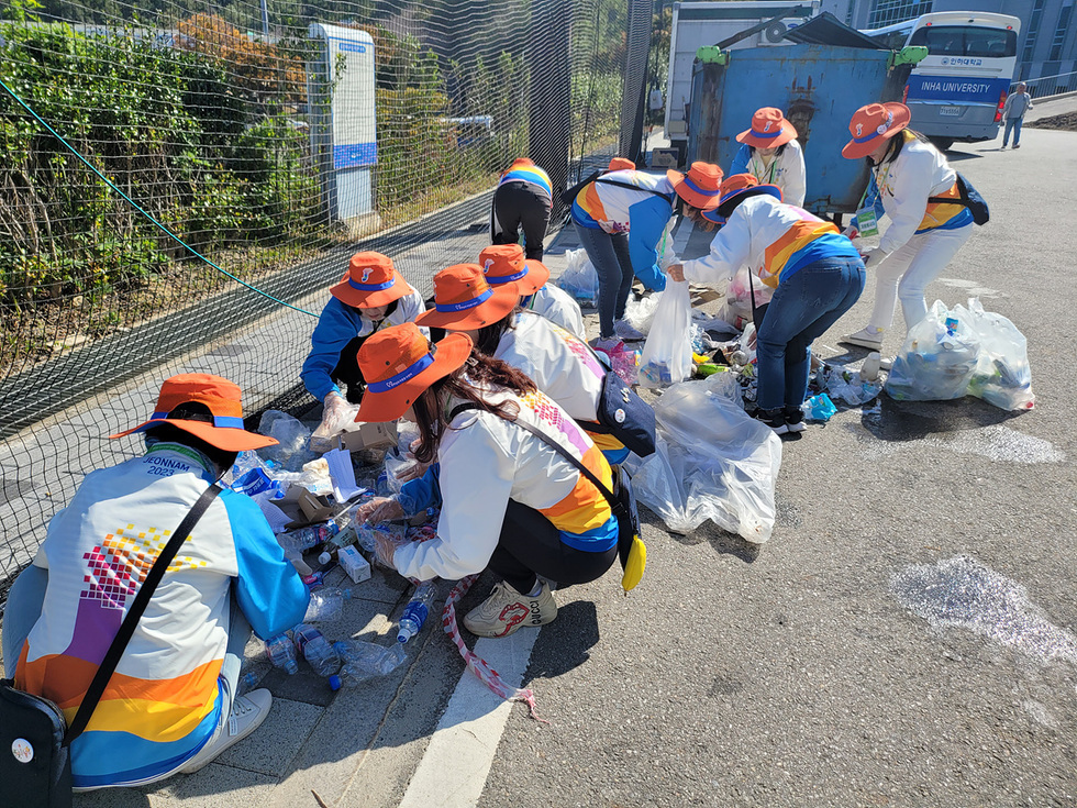 1-2 제104회 전국체육대회 성공 개최의 숨은 주역 ‘자원봉사자’.jpg