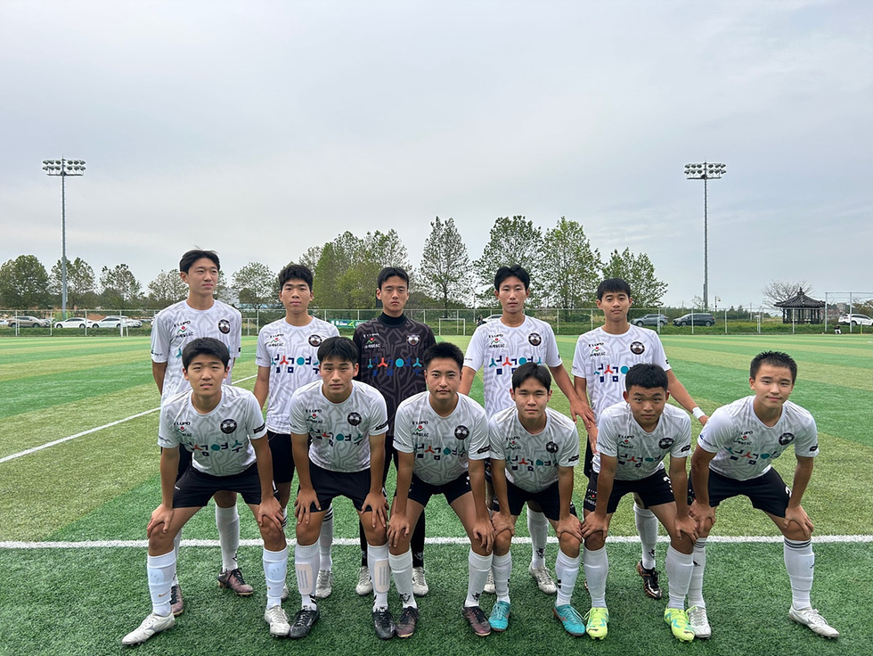 2-1 여수해양FC U-18, 전국고등축구리그 호남 B스플릿 ‘1위’.jpg