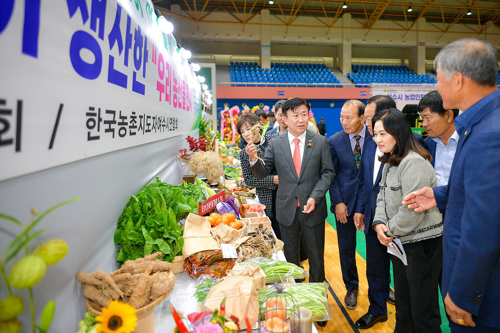 6-1 제20회 여수시 농업인학습단체 한마음대회 성황리 마쳐.jpg