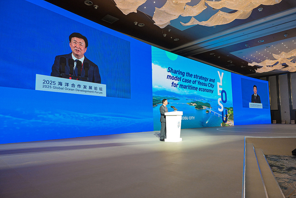 1-2 정기명 여수시장, 중국 자매·우호도시 방문…섬박람회 참가단 유치 나서.jpg