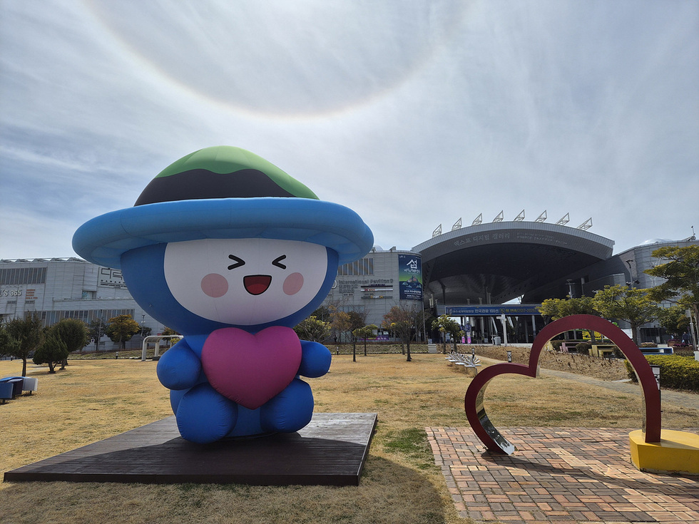 2-2 여수시, ‘다섬이’와 함께하는 SNS 키링 증정 이벤트 진행.jpg