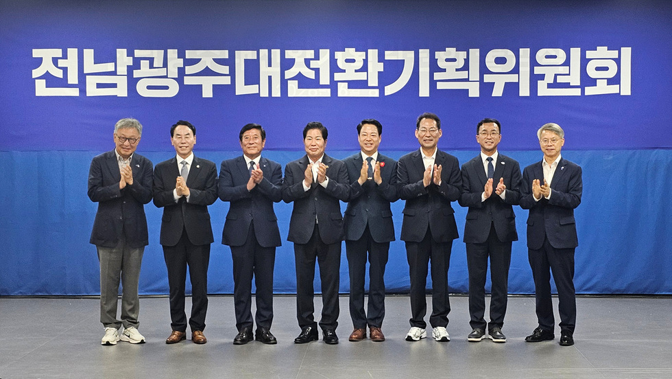 [추가] 서영학 당선인, 민형배 당선인에 여수 핵심 현안 건의.jpg