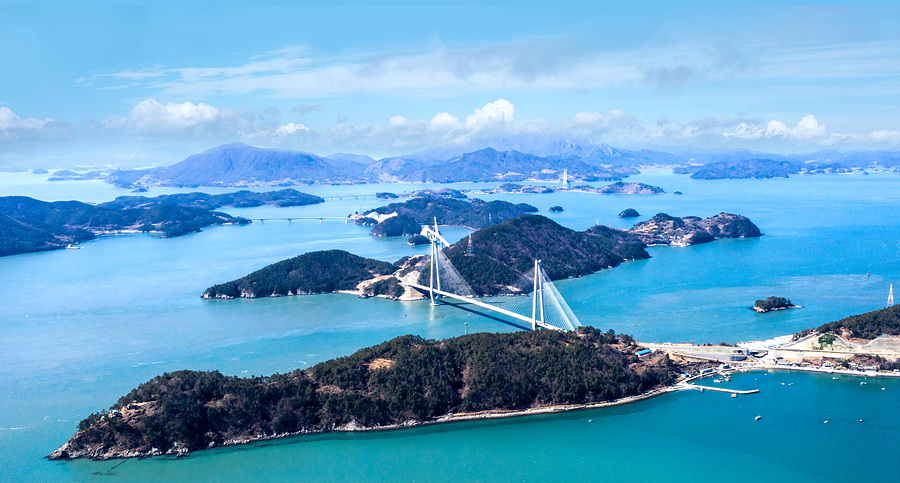 Yeosu-si, the only city on the south coastal area to receive a 'Grade 1' rating from the Regional Tourism Development Index