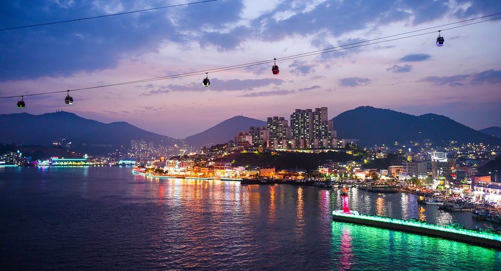 Yeosu City spent a total of 7,000,000,000 won (3.5 billion from the national government, 0.7 billion from the province, and 2.8 billion from the city) for the construction of this smart tourist city and will realize the 5 main elements of smart tourism, smart experiences, smart convenience, smart service, smart mobility, and smart integrated platform, through next May.