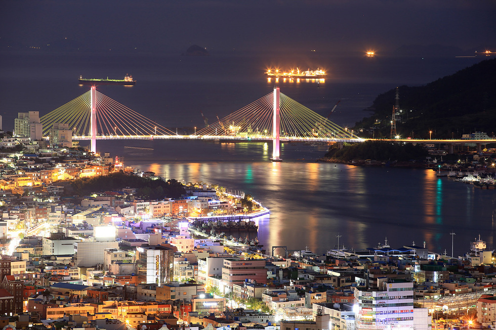 Yeosu-si, the only city on the south coastal area to receive a 'Grade 1' rating from the Regional Tourism Development Index