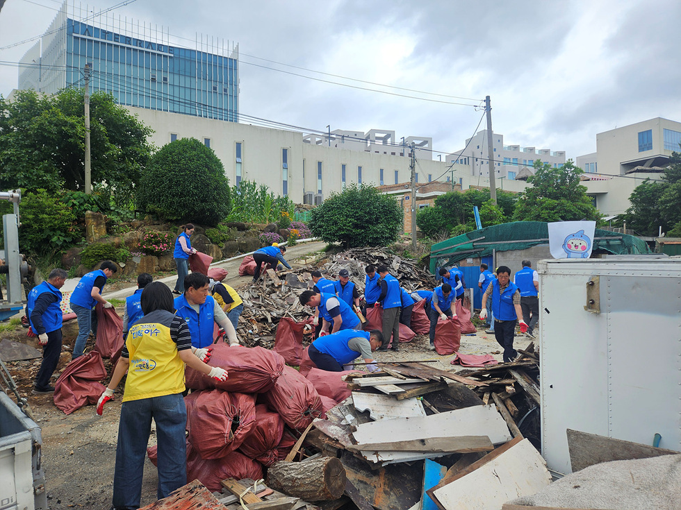 Citizens Help Shape the 2026 Yeosu World Island Expo as Yeosu Relaunches Its Renaissance Civic Movement 2.jpg