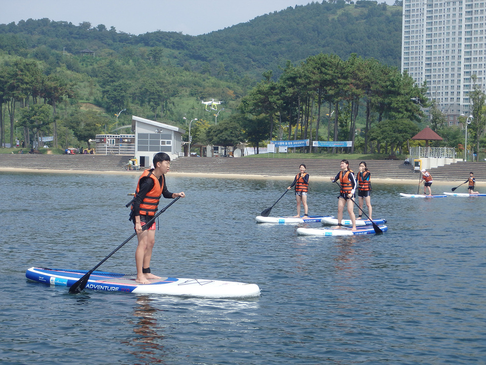 “海がよんでいる”麗水市「海洋レジャースポーツ無料体験」開始